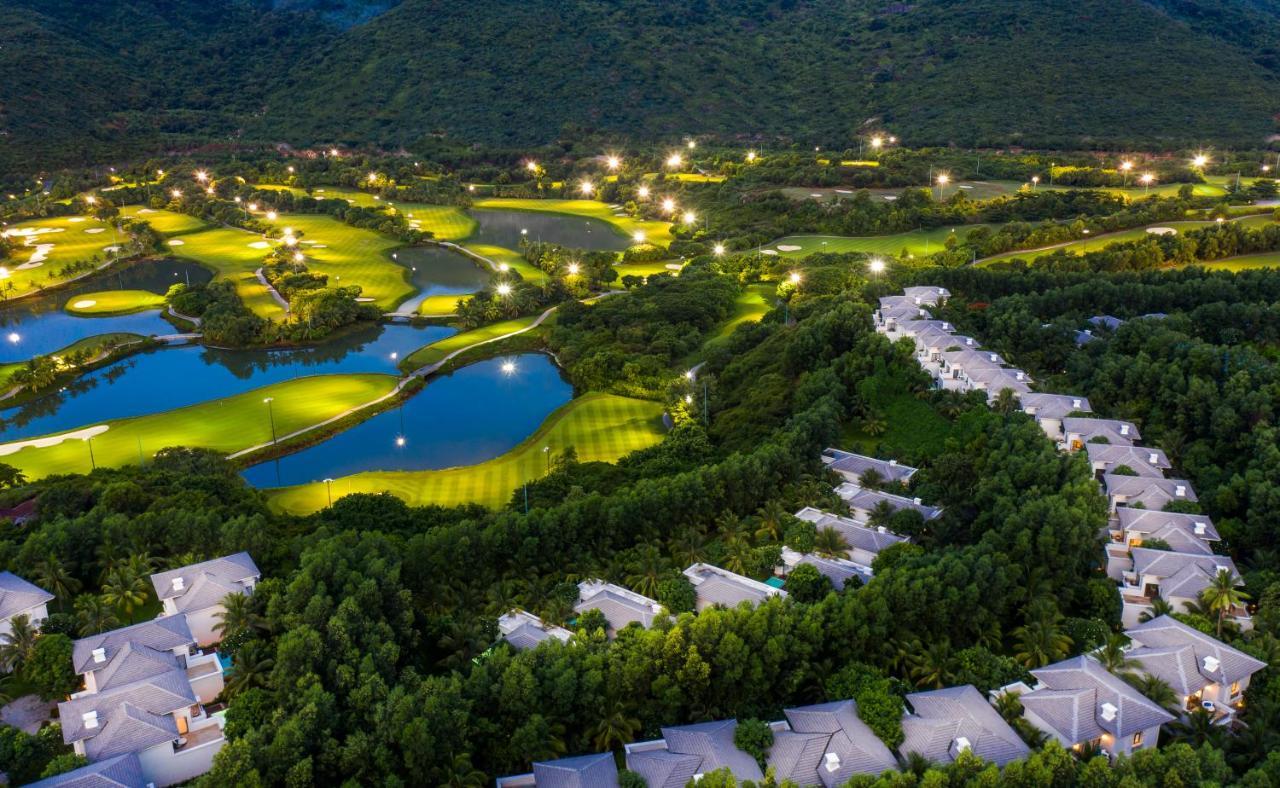 Vinpearl Golflink Nha Trang Hotell Exteriör bild