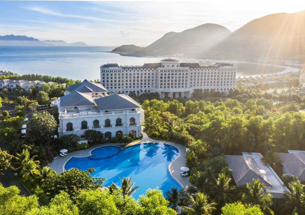 Vinpearl Golflink Nha Trang Hotell Exteriör bild