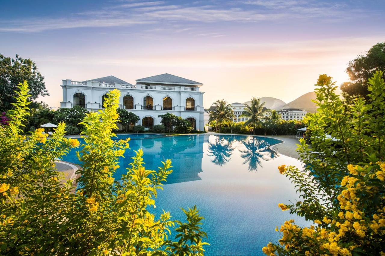 Vinpearl Golflink Nha Trang Hotell Exteriör bild
